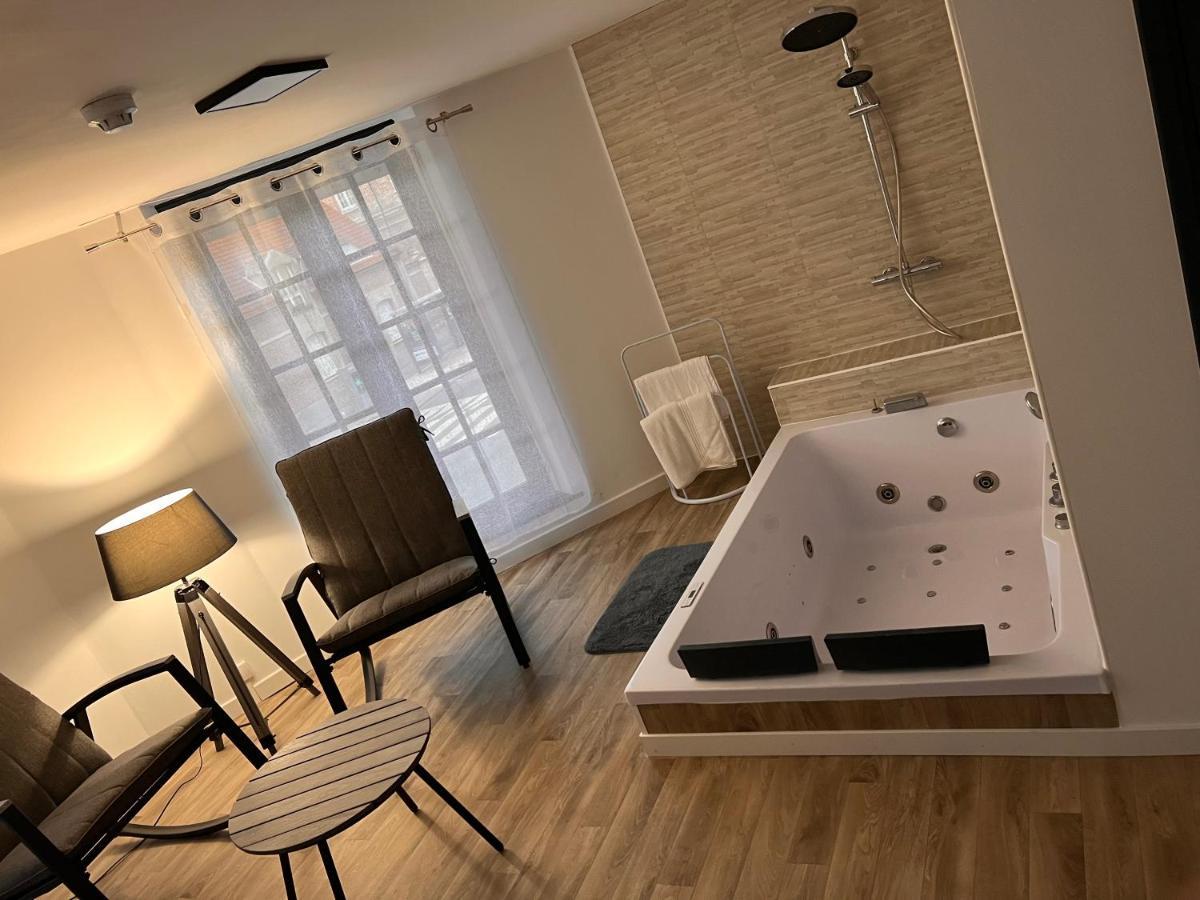 Magnifique Loft 35M2 Jacuzzi Rvb Night 1 Hotel Amiens Kültér fotó
