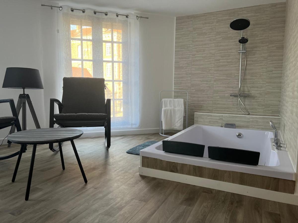 Magnifique Loft 35M2 Jacuzzi Rvb Night 1 Hotel Amiens Kültér fotó